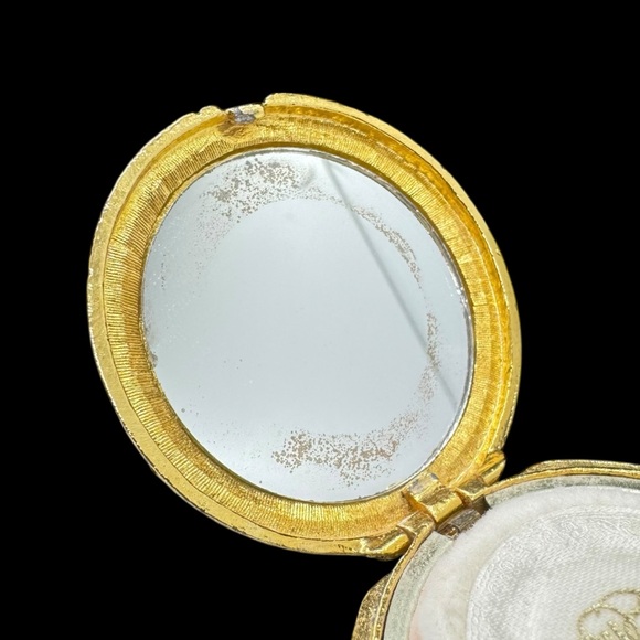 Vintage Max Factor Floral Cameo Pocket Watch Powder Compact - Picture 9 of 10